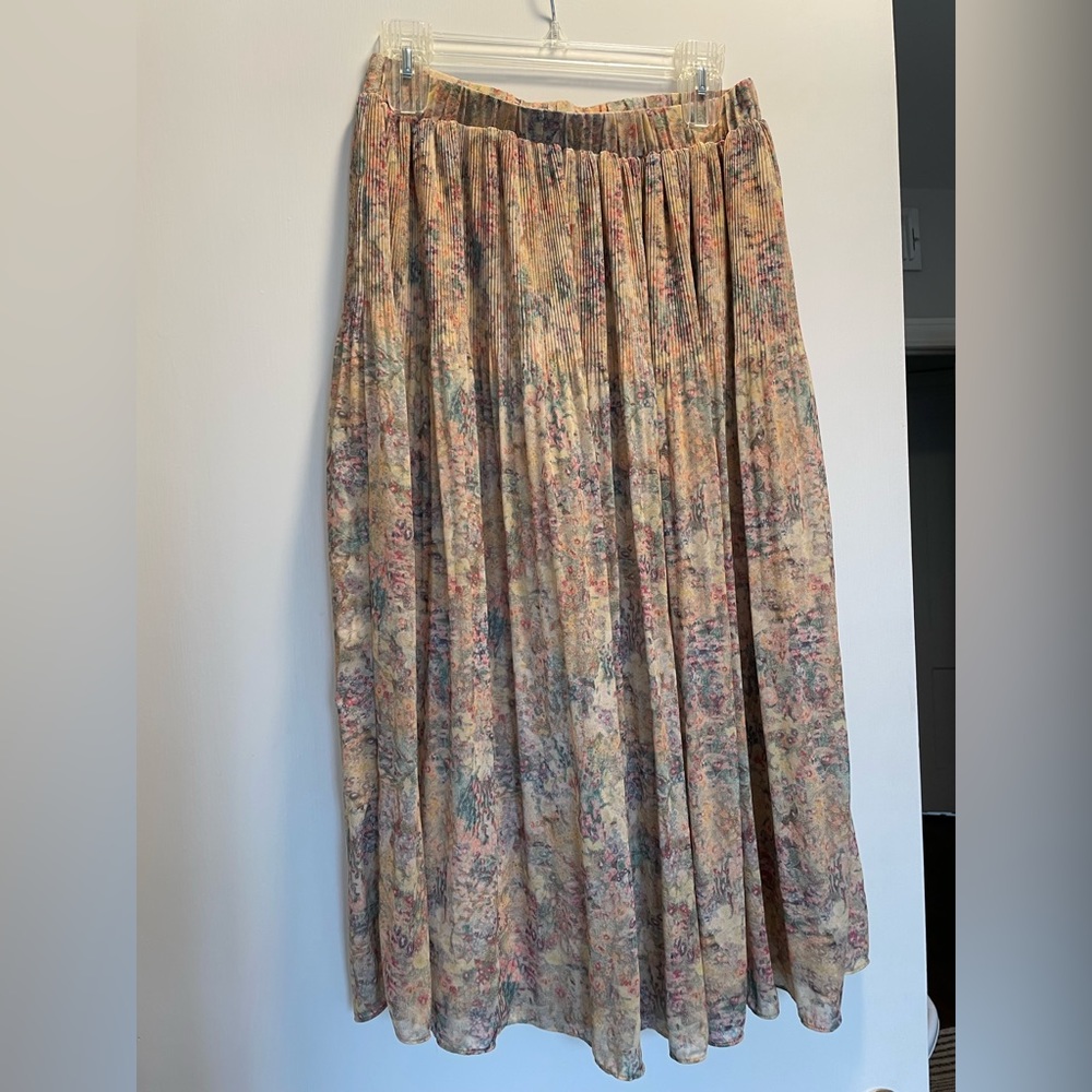 H&M Yellow Floral Pleated Midi Skirt Size M